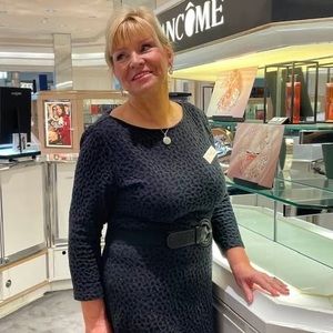 Meet your Posher, Joan